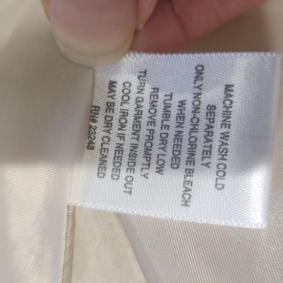 New York‎ & Company Cream Trench Coat - Picture 8 of 8